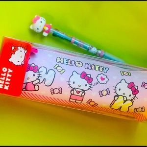 Hello Kitty Round Pencil Case & HK Figure Pen NEW